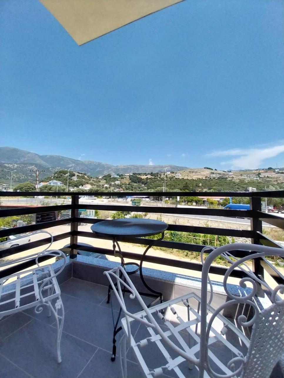 Lions Lair 3* Himara