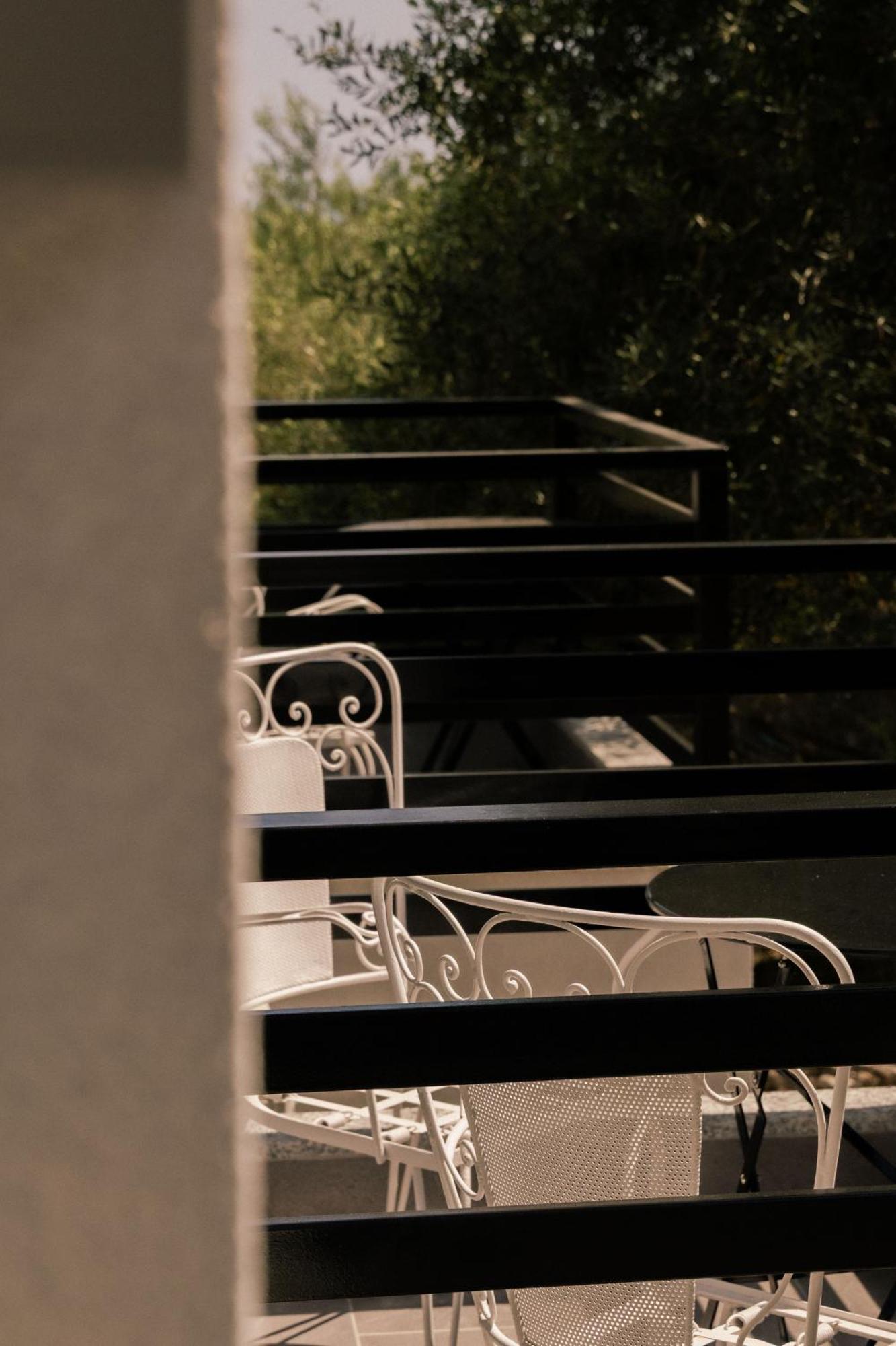 Hotel Lions Lair